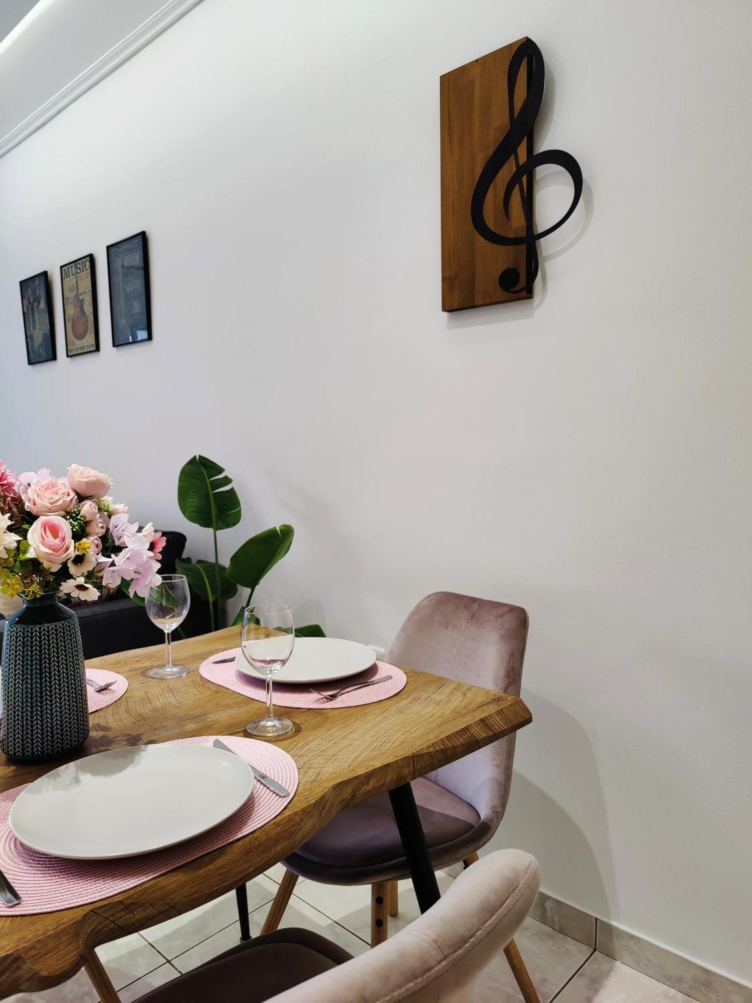Adagio Apartment กาลามาตา ภายนอก รูปภาพ